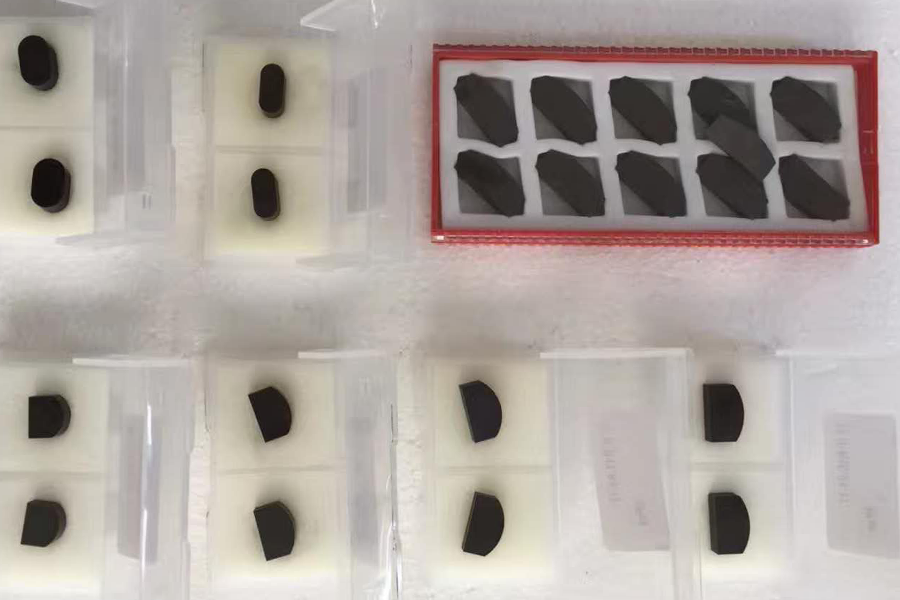 선반 예비 부품